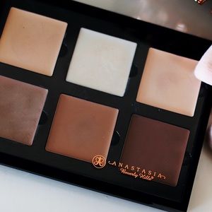 ABH Creme Contour Kit